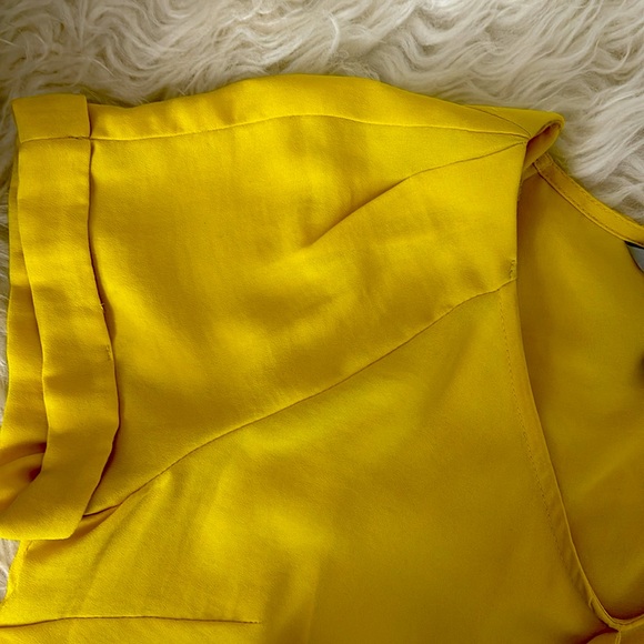 H&M Women’s or girls gold yellow top size 2 - Picture 7 of 8
